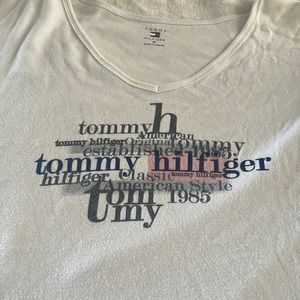 Tommy Hilfiger XL White tee shirt